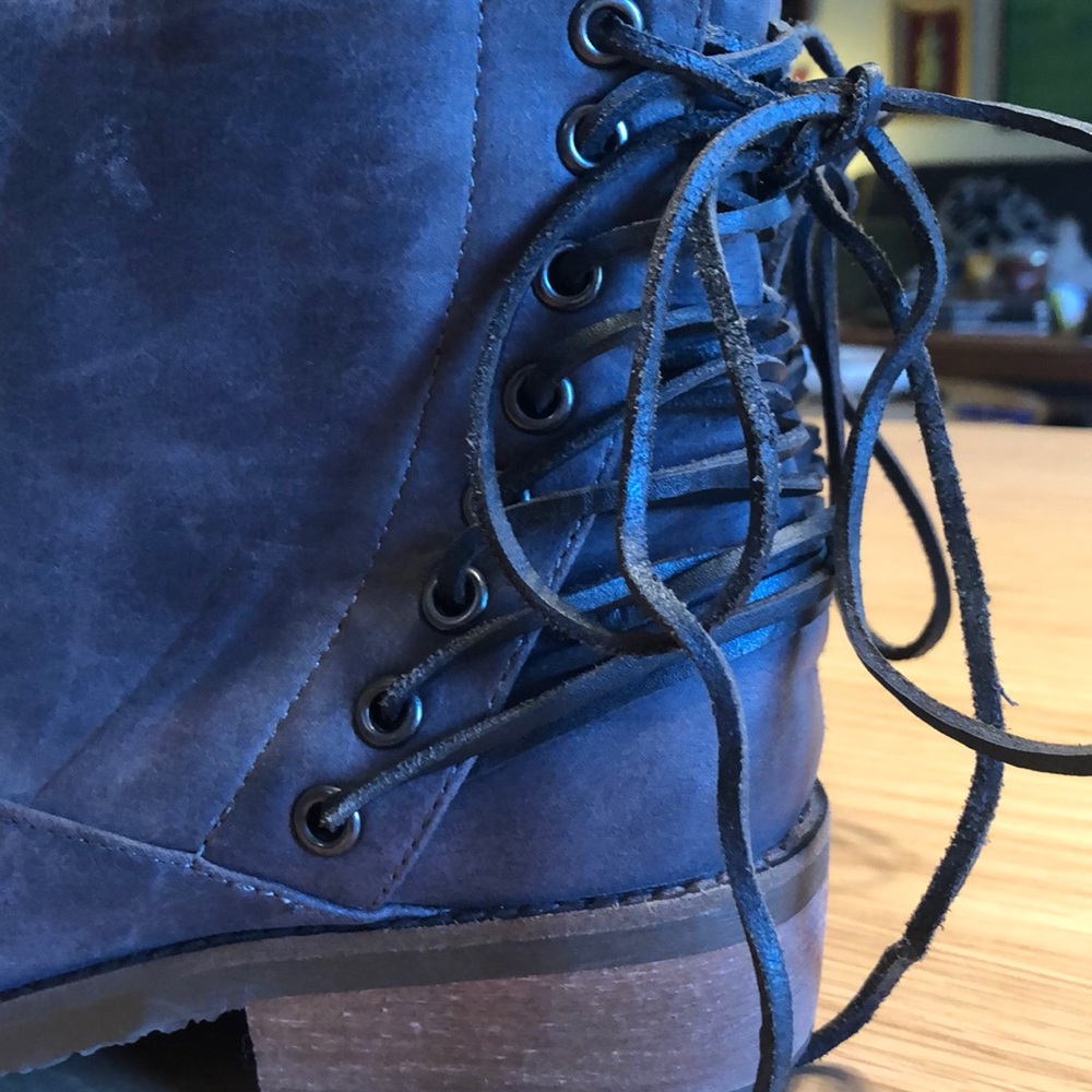 Coconuts Gray Booties! - image 5